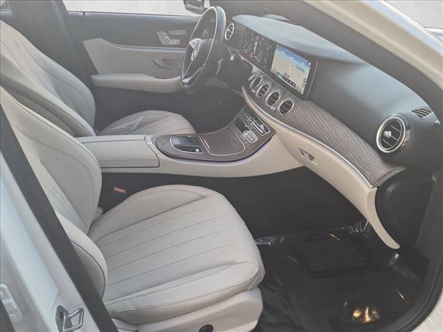 Used 2022 Mercedes-Benz E 350 Sedan image 21