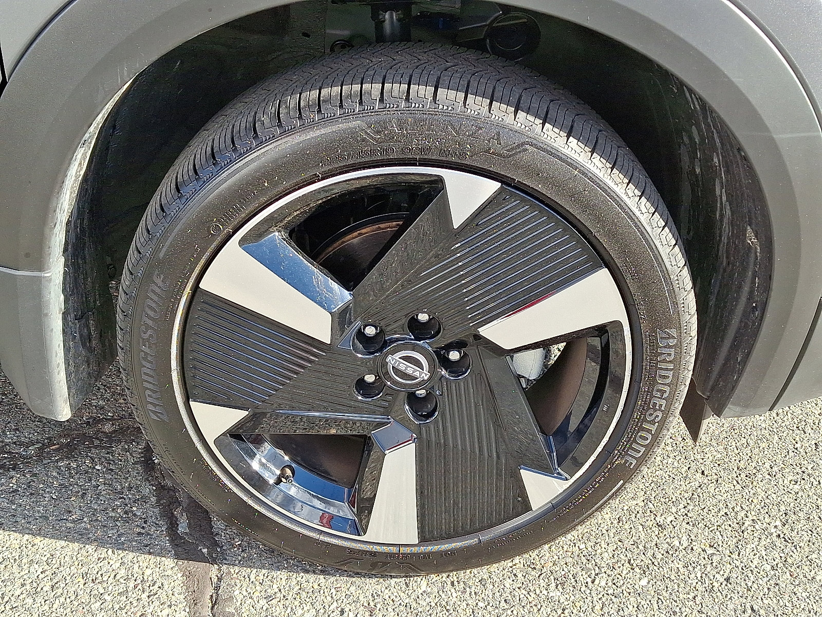 Used 2025 Nissan Kicks SR image 8