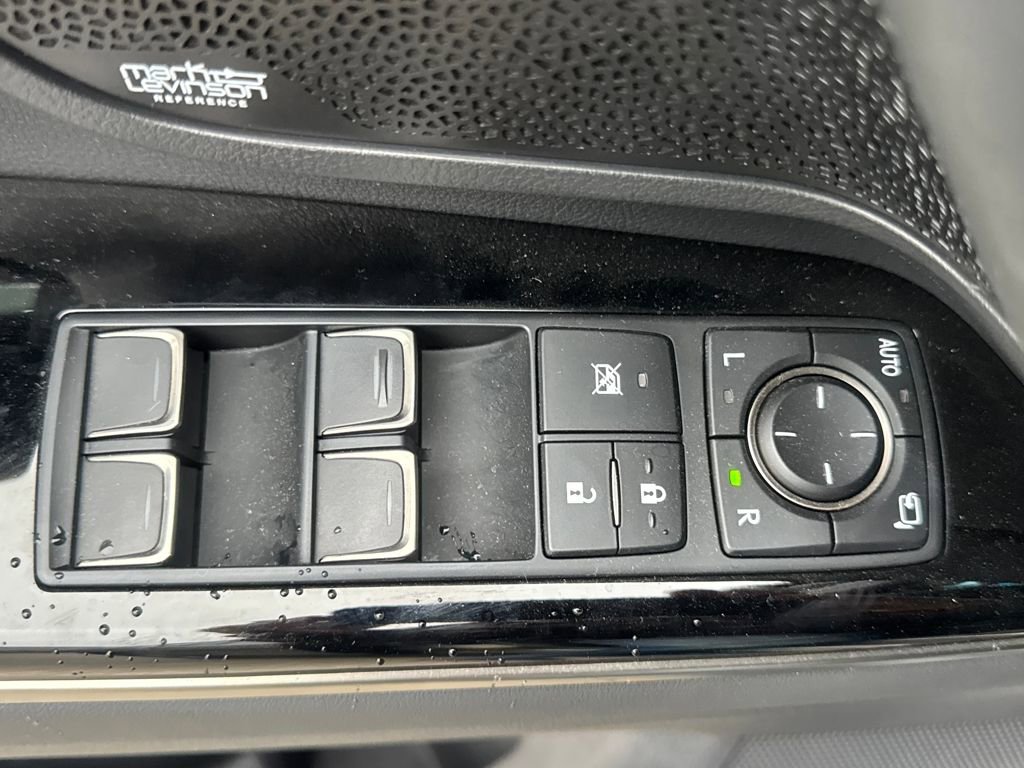 Used 2024 Lexus LX 600 F Sport image 25
