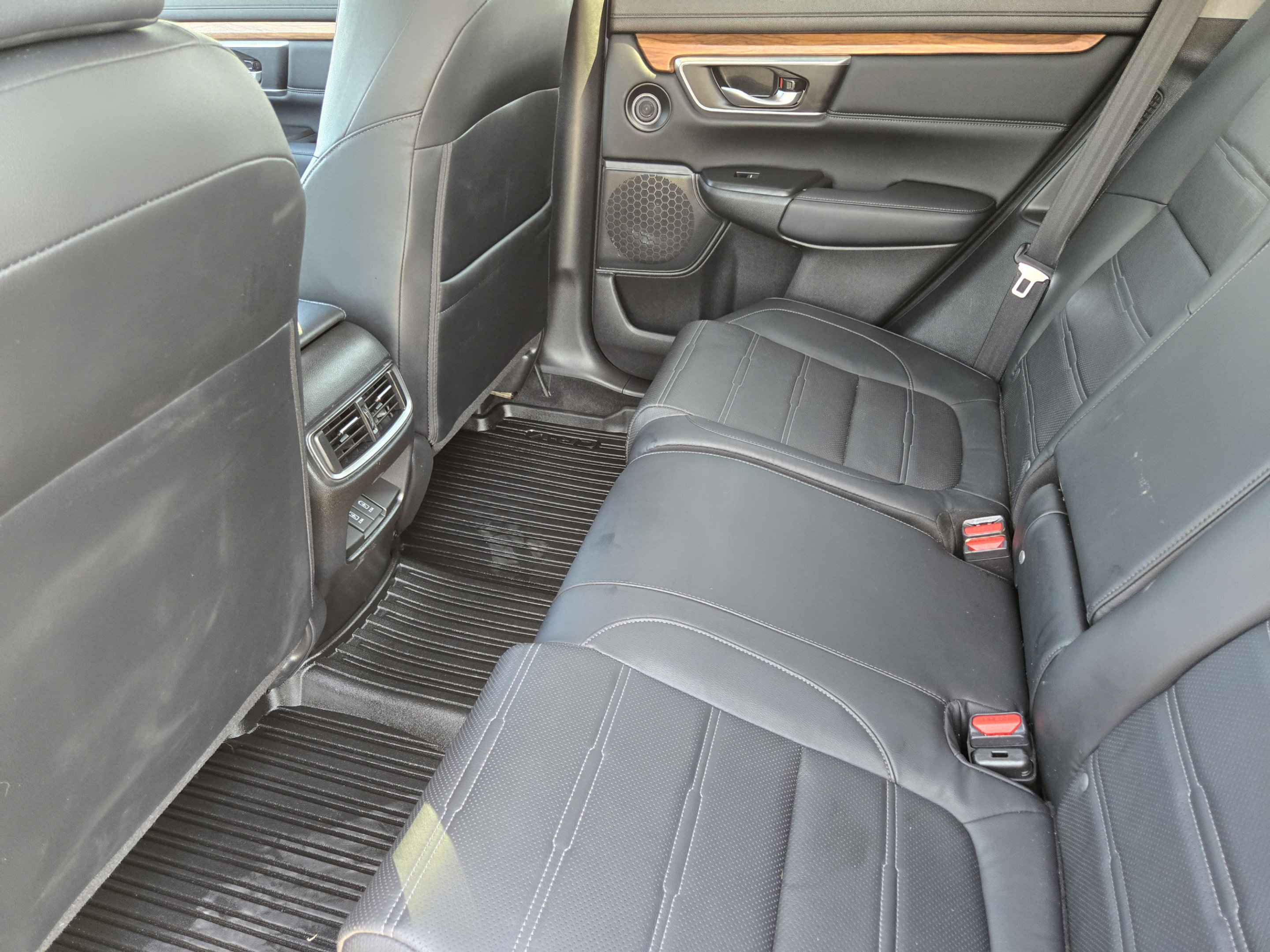 Used 2021 Honda CR-V Touring image 27
