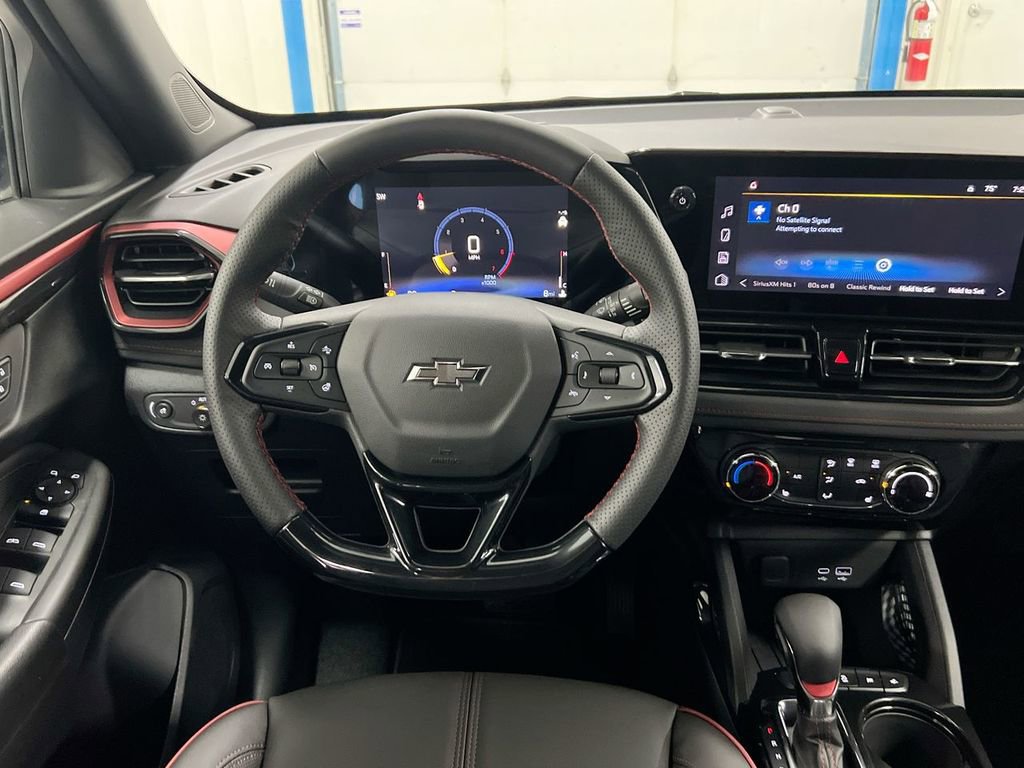 Used 2026 Chevrolet TrailBlazer RS FWD image 19
