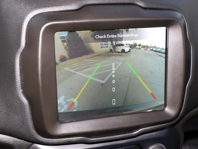 Used 2021 Jeep Renegade Limited w/ Sun & Sound Group image 5