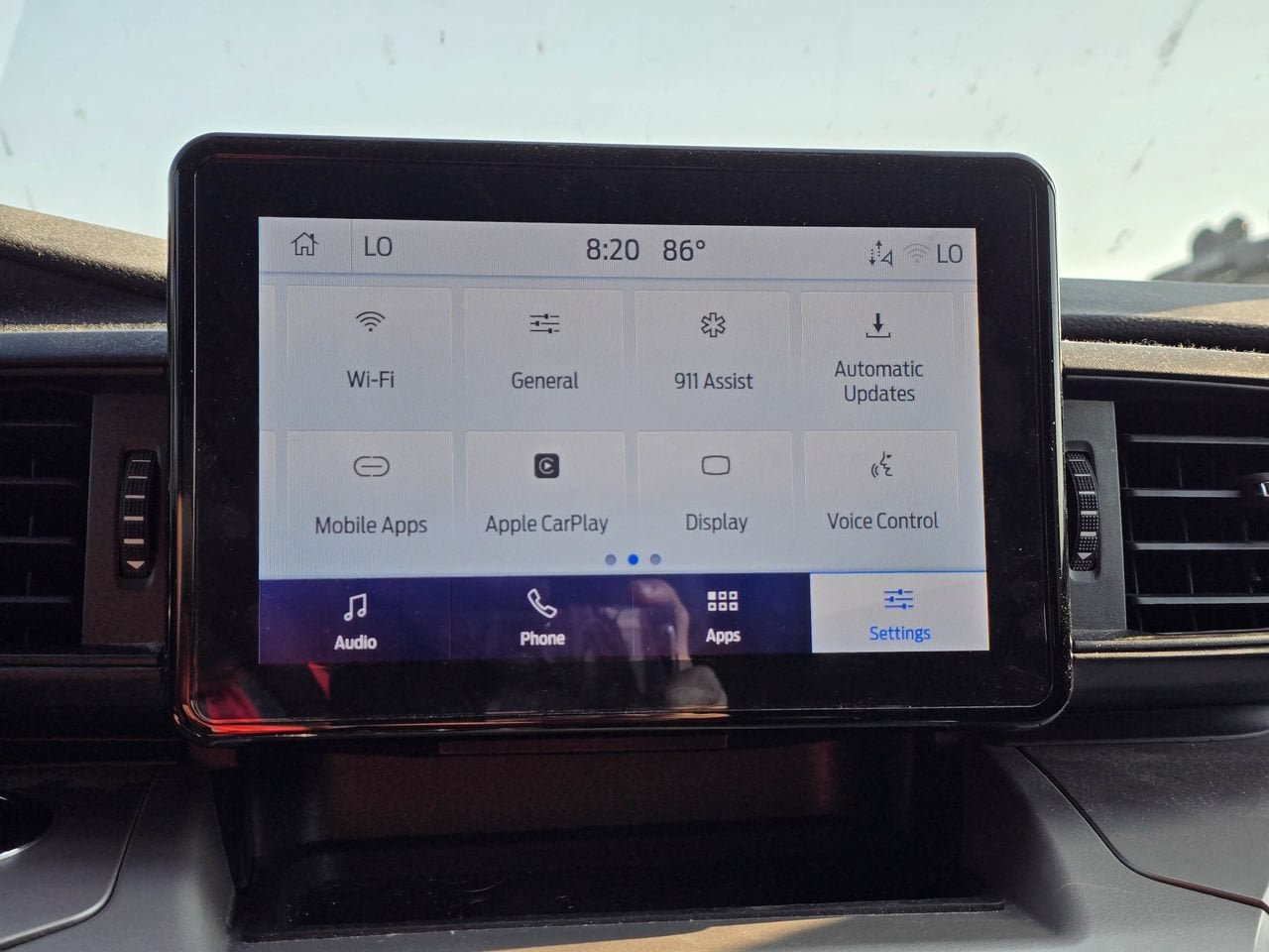 Used 2023 Ford Explorer XLT AWD/4WD image 16