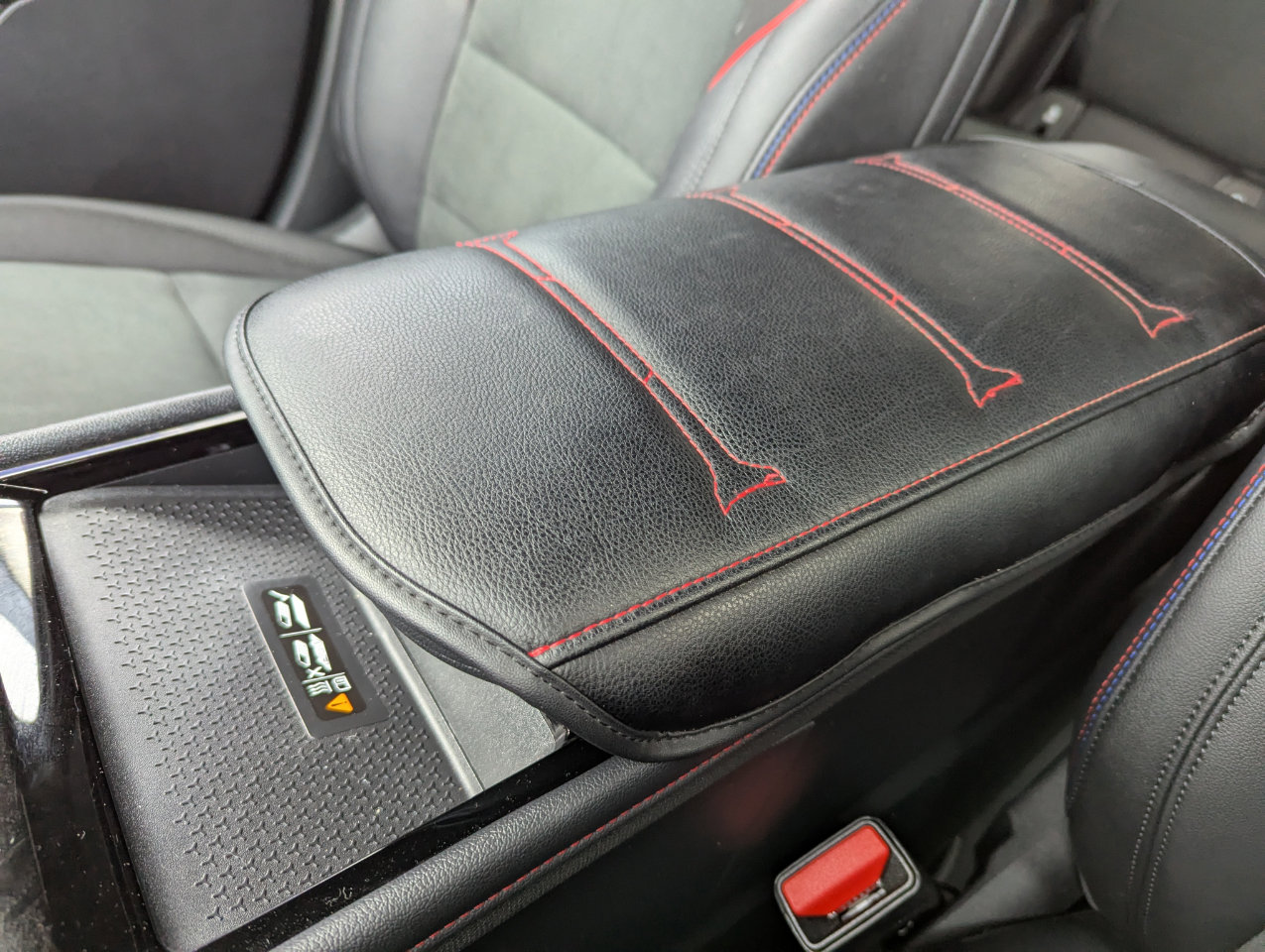 Used 2025 Chevrolet Blazer EV RS image 29