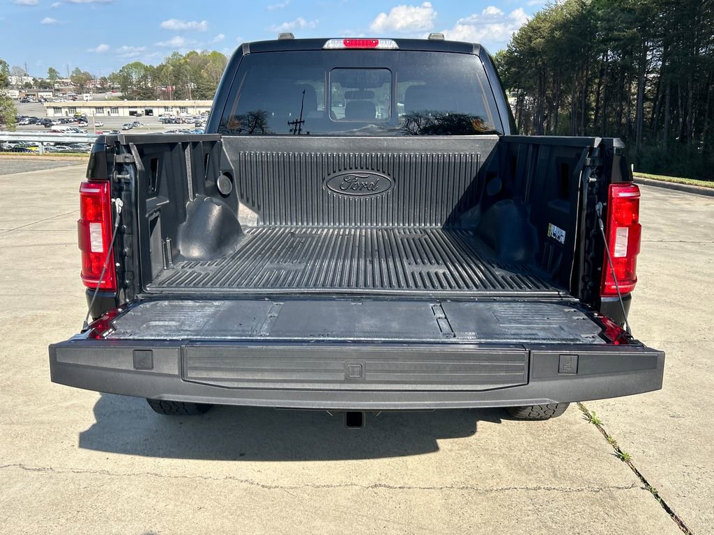 Used 2022 Ford F150 XLT w/ Equipment Group 302A High AWD/4WD image 15