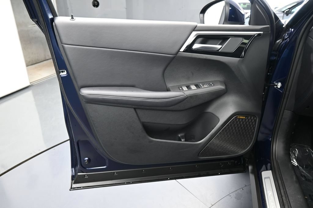 New 2026 Mitsubishi Outlander SE FWD image 14