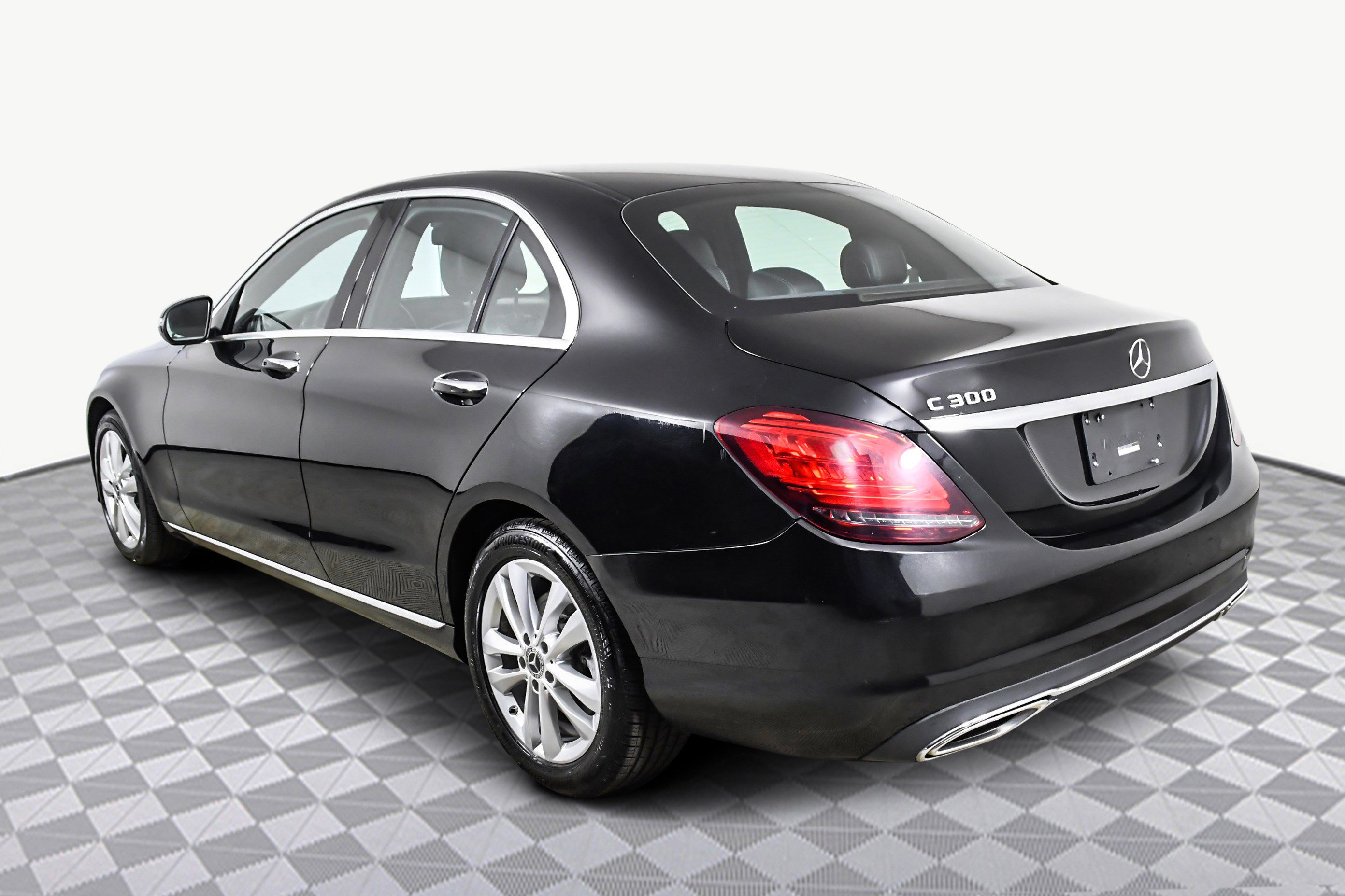Used 2020 Mercedes-Benz C 300 Sedan image 6