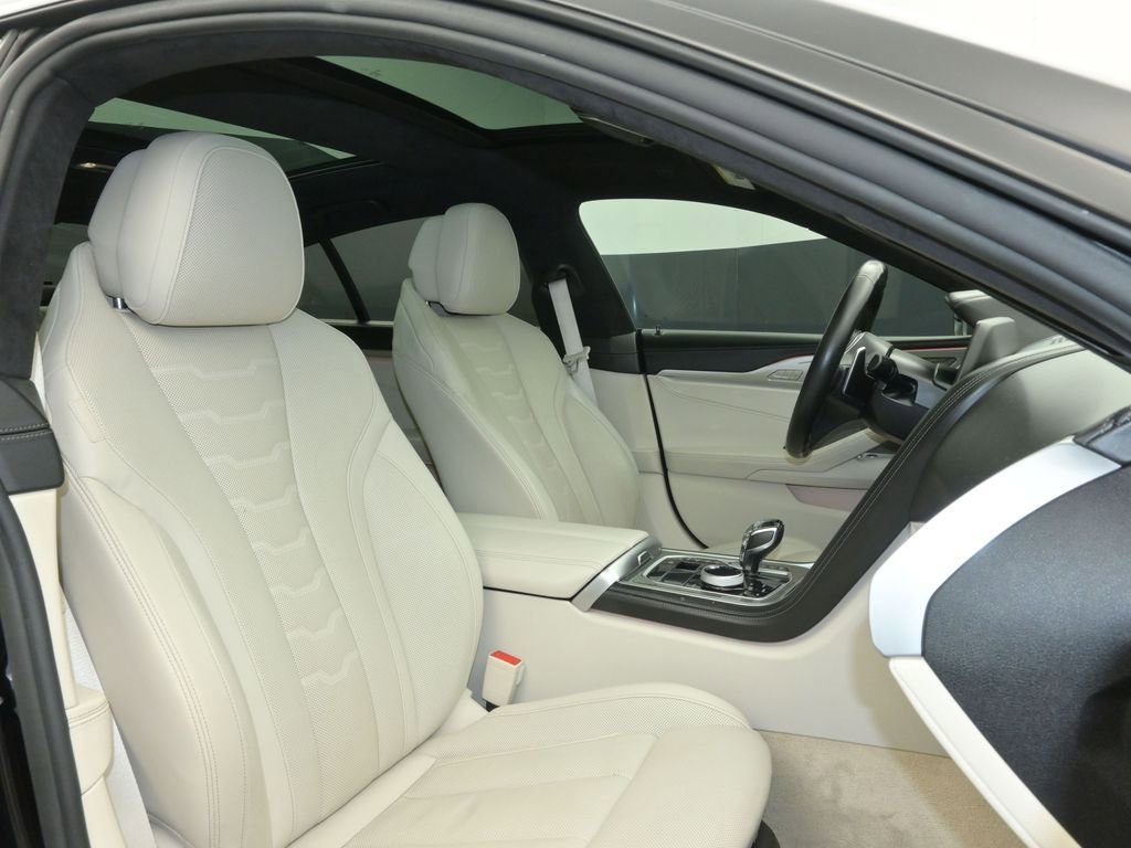 Used 2021 BMW M850i Gran Coupe xDrive image 32