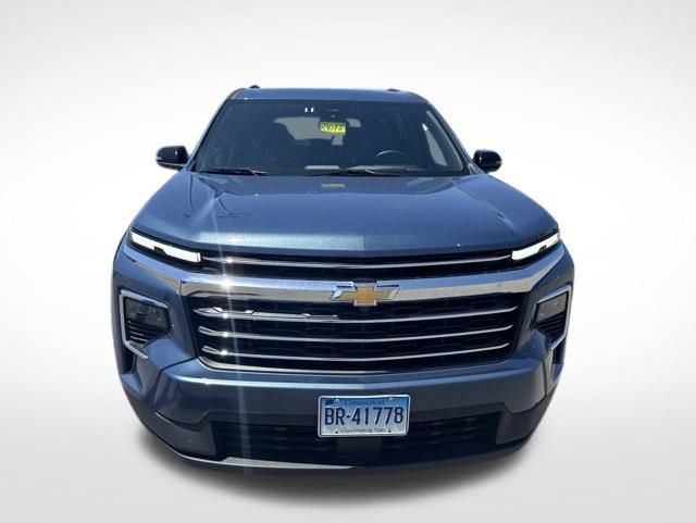 Certified 2025 Chevrolet Traverse LT FWD image 5