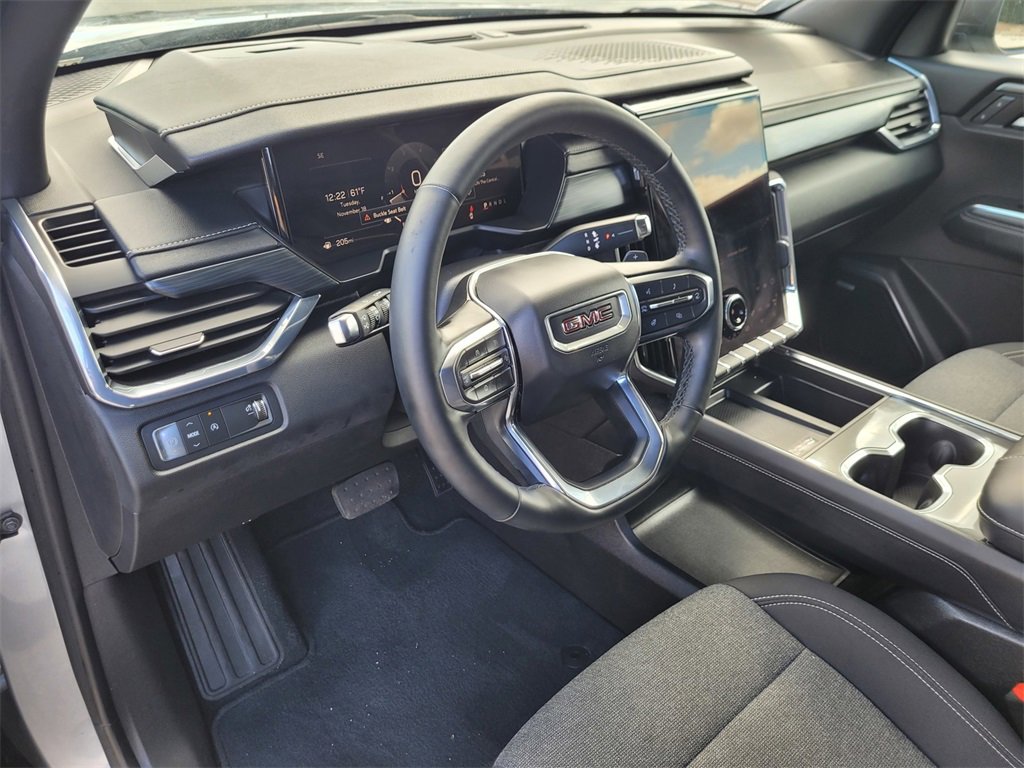 Used 2025 GMC Acadia Elevation image 15