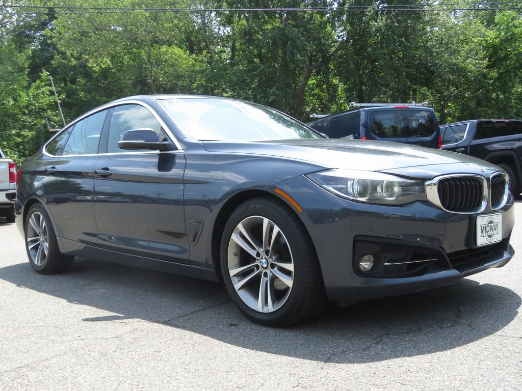 Used 2019 BMW 330i Gran Turismo xDrive w/ Convenience Package AWD/4WD image 3