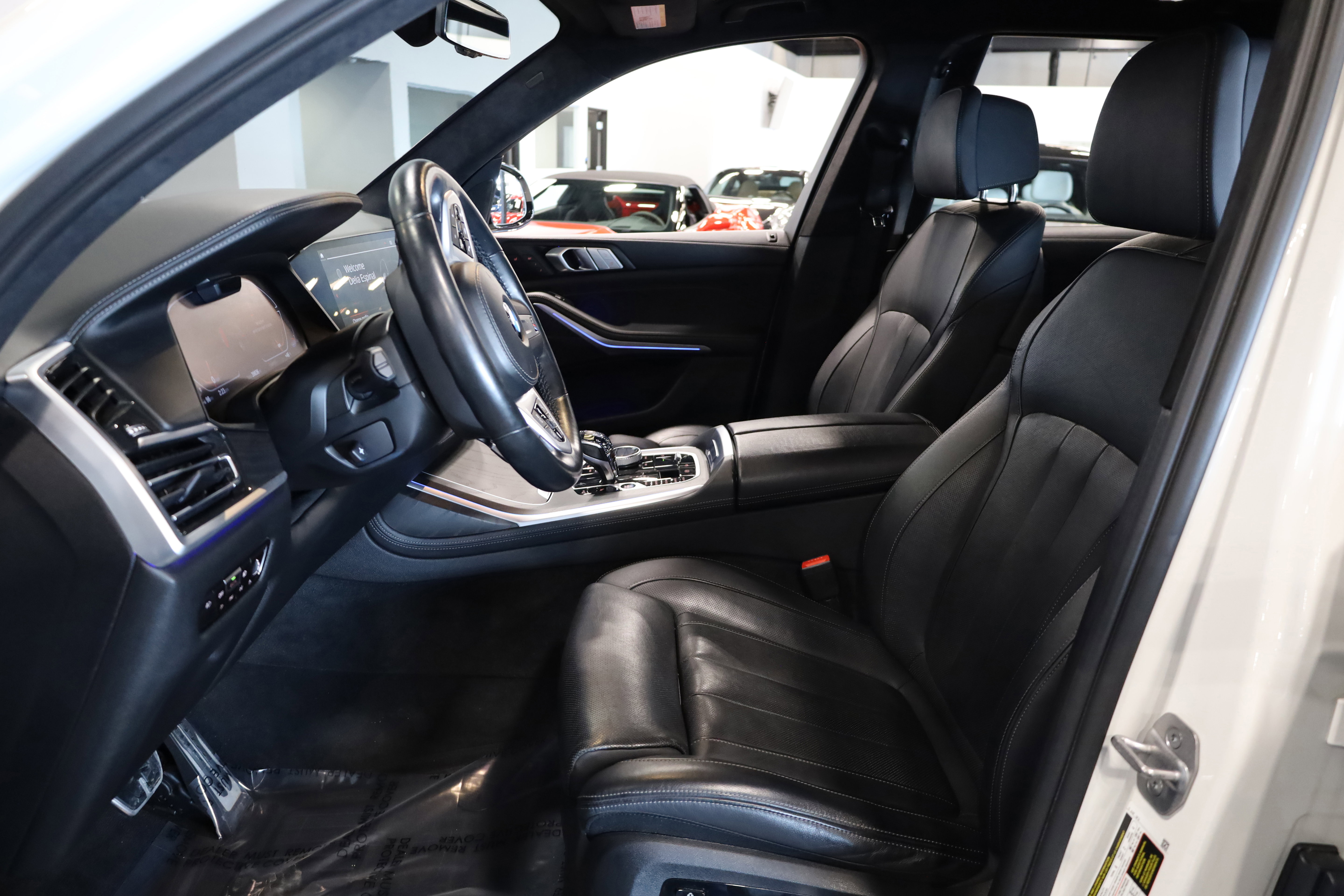 Used 2022 BMW X7 xDrive40i w/ M Sport Package image 17