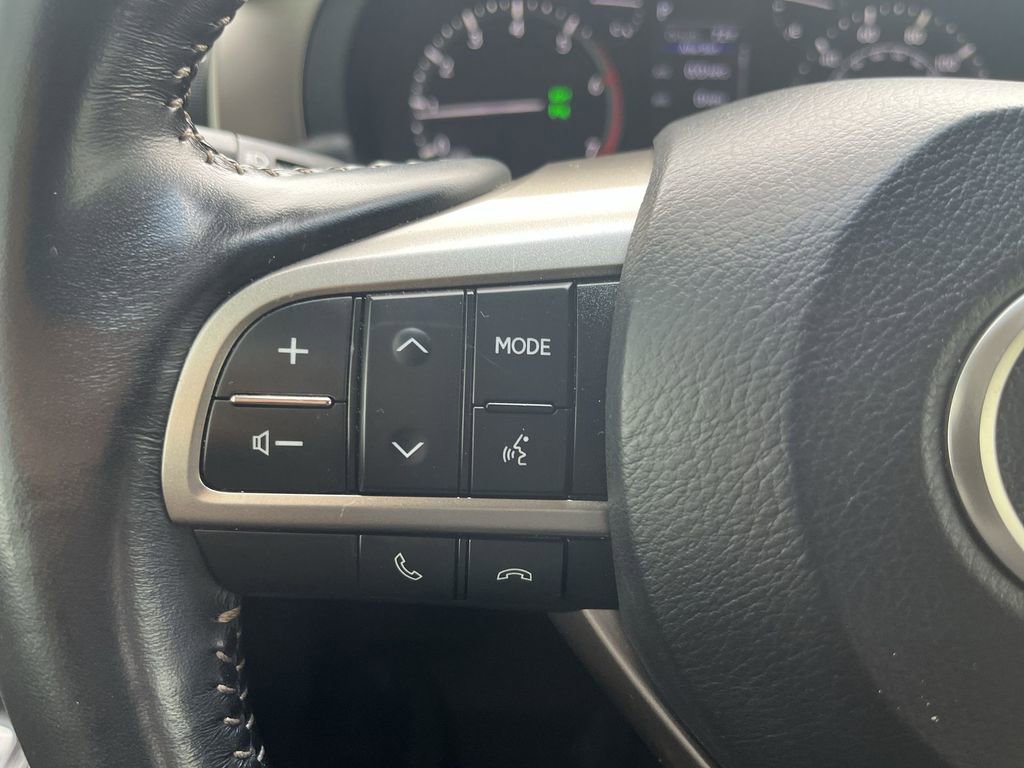 Used 2021 Lexus GX 460 Premium w/ Accessory Package image 26