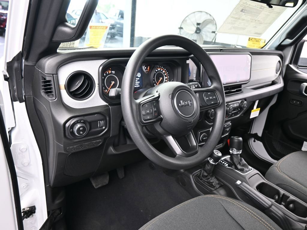 New 2026 Jeep Gladiator Sport AWD/4WD image 10