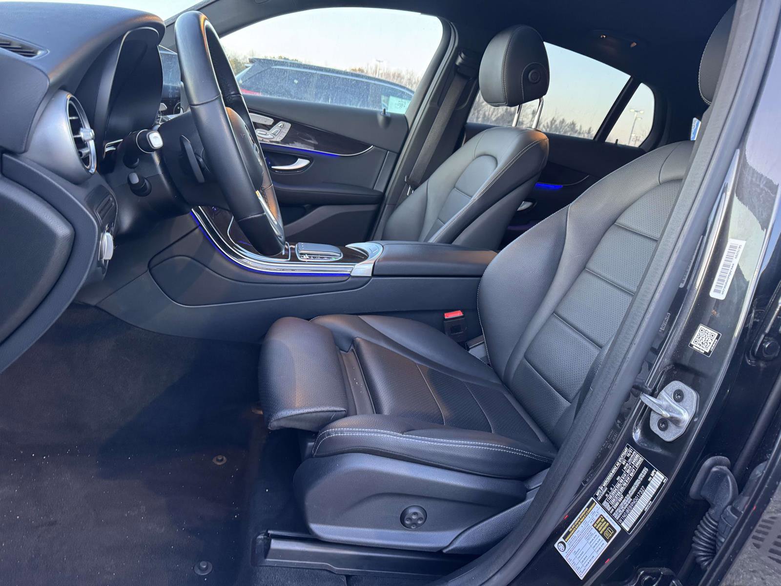 Used 2022 Mercedes-Benz GLC 300 4MATIC Coupe image 12