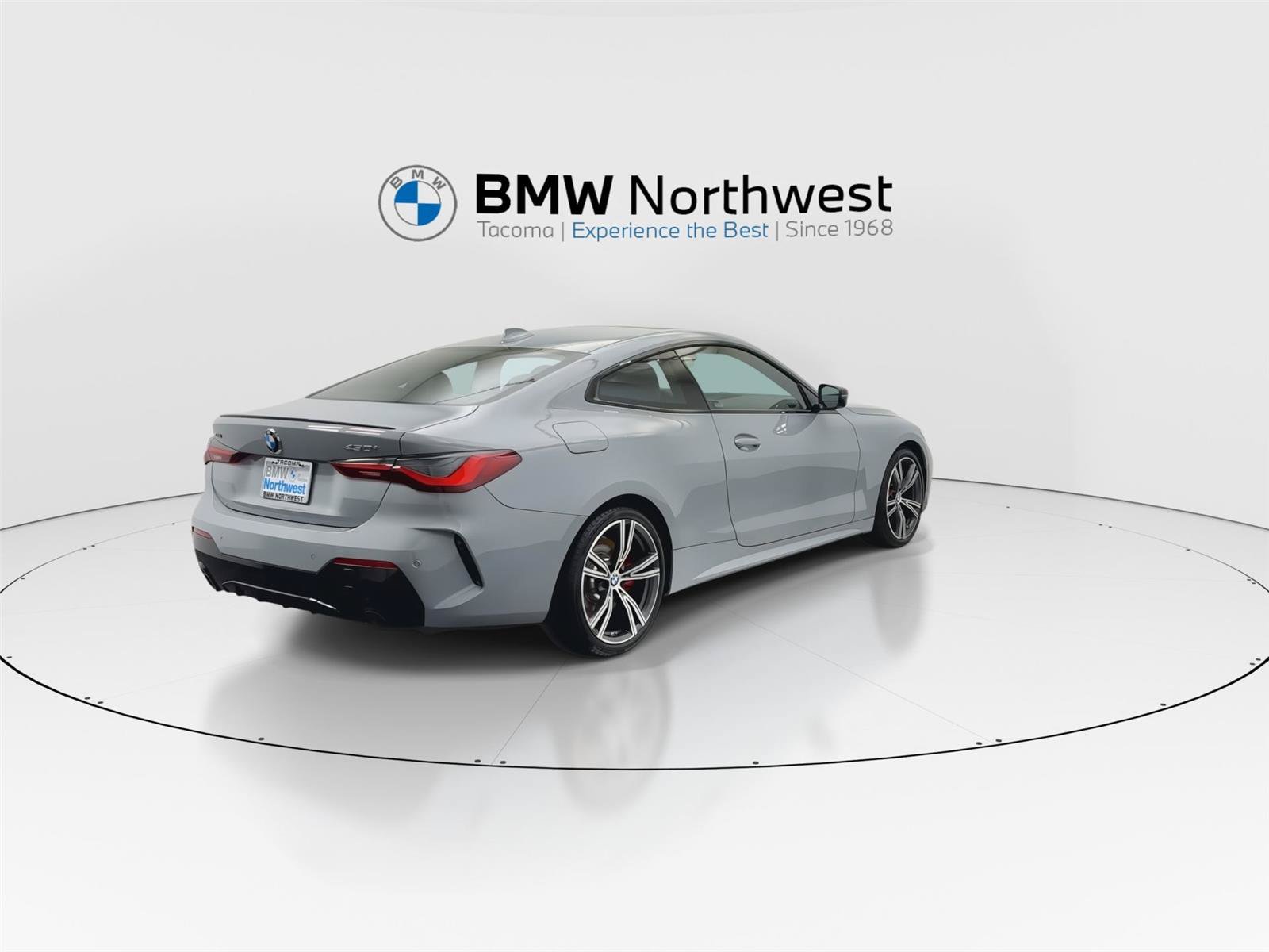 Used 2023 BMW 430i xDrive Coupe w/ M Sport Package AWD/4WD image 3