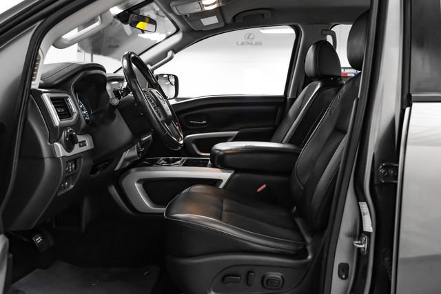 Used 2019 Nissan Titan PRO-4X AWD/4WD image 4