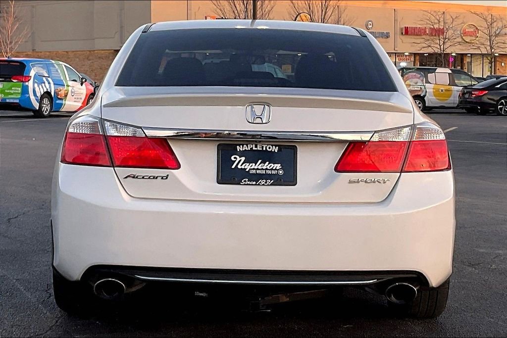 Used 2015 Honda Accord Sport image 3