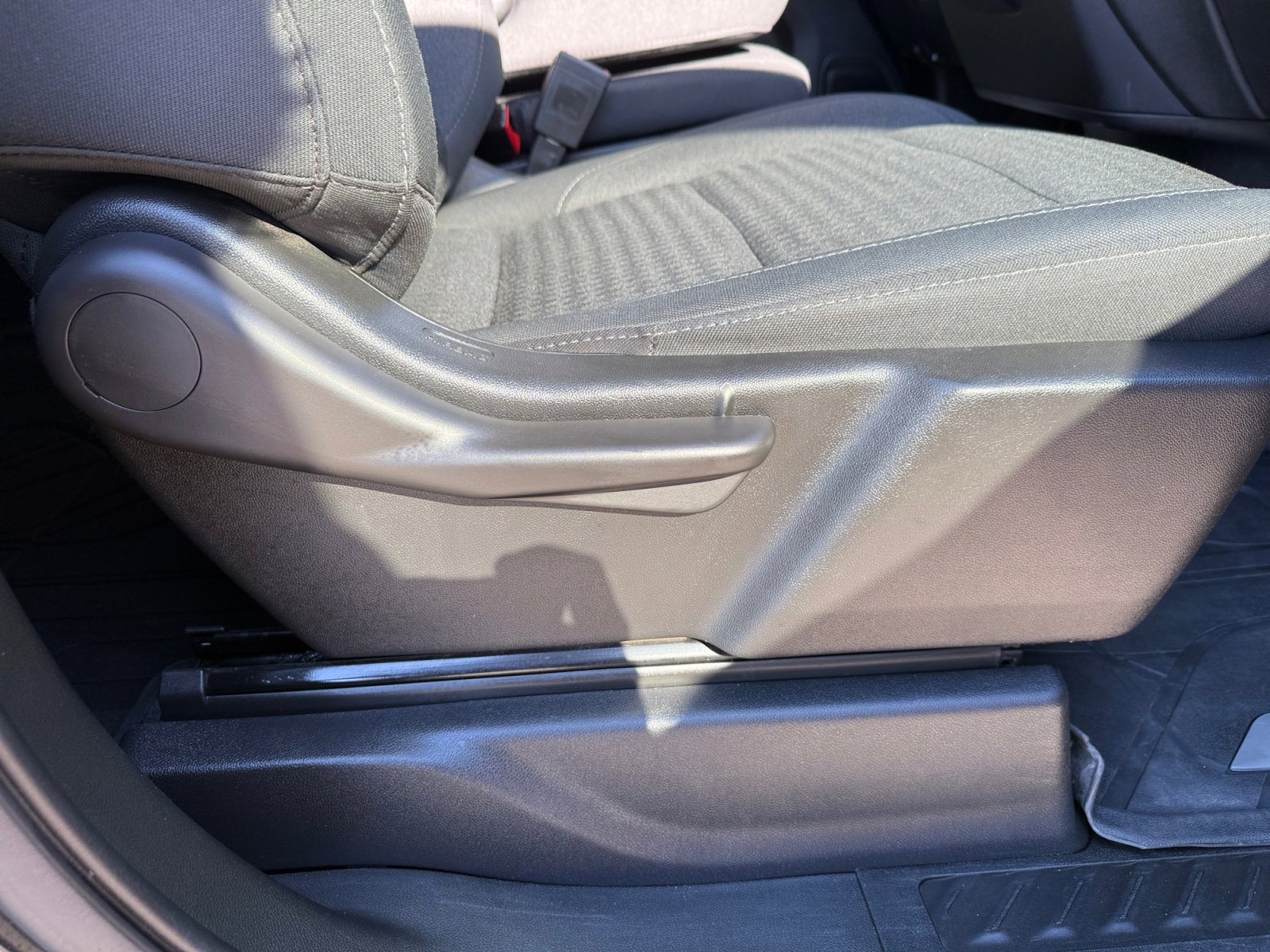 Used 2022 Chevrolet Silverado 1500 Custom image 30