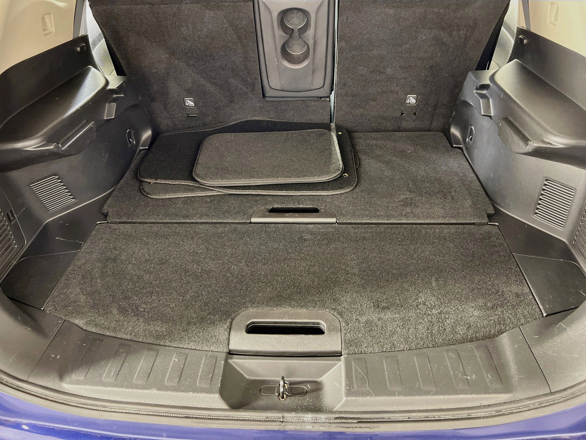 Used 2019 Nissan Rogue S image 23