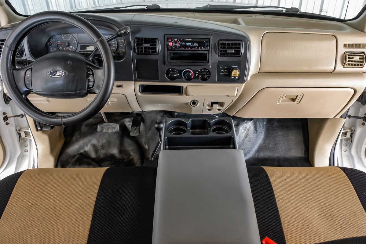 Used 2005 Ford F250 XL image 13