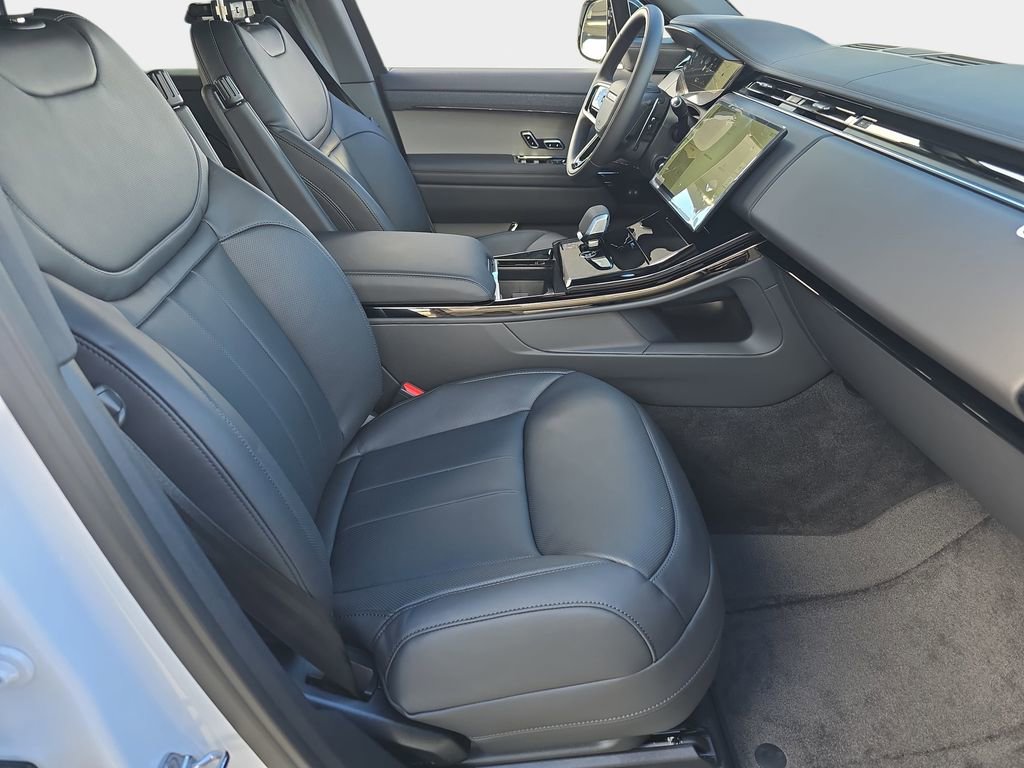 New 2026 Land Rover Range Rover Sport Dynamic SE AWD/4WD image 10