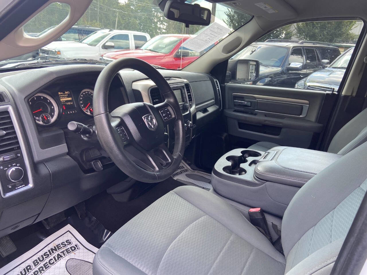 Used 2015 RAM 1500 Classic SLT image 10