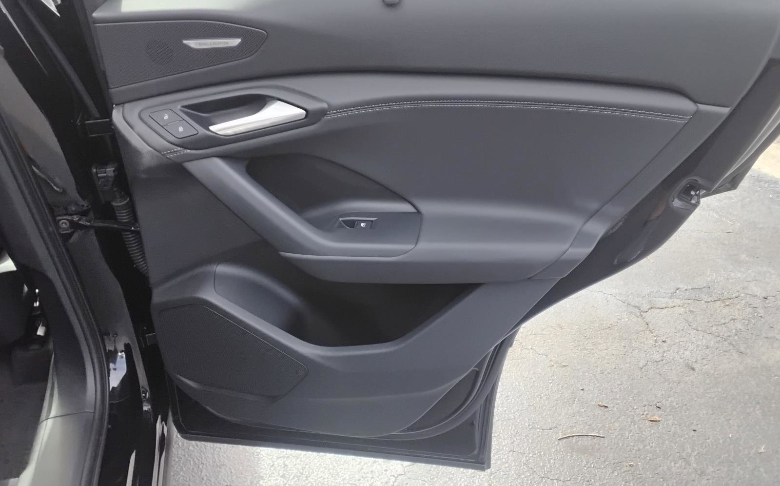 Certified 2025 Audi Q6 e-tron Premium Plus image 22