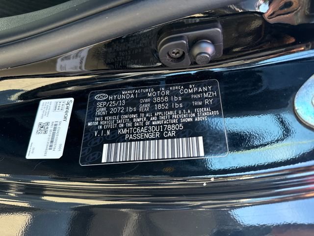 Used 2013 Hyundai Veloster Turbo w/ Ultimate Pkg image 22