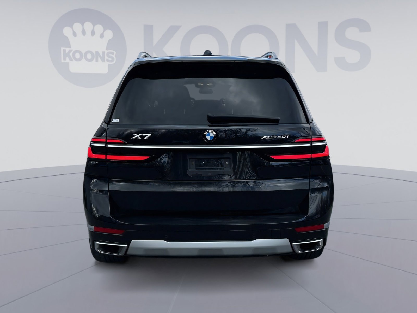 Used 2024 BMW X7 xDrive40i w/ Executive Package image 5