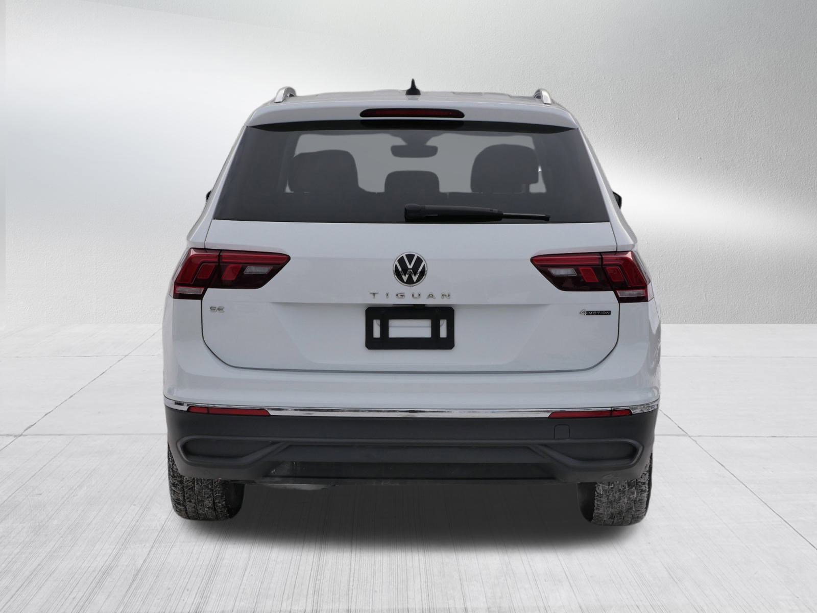 Certified 2022 Volkswagen Tiguan SE image 6