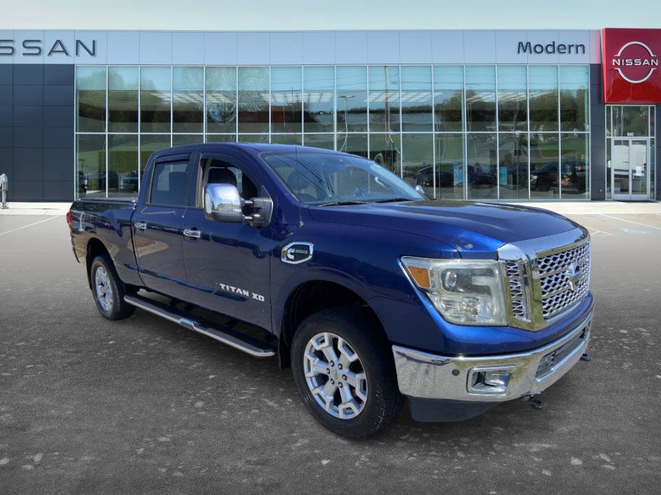 Used 2017 Nissan Titan SL RWD image 3