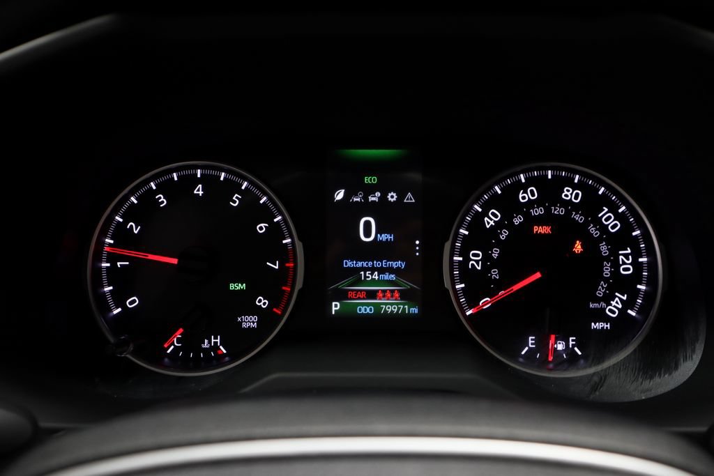 Used 2022 Toyota RAV4 XLE Premium AWD/4WD image 27