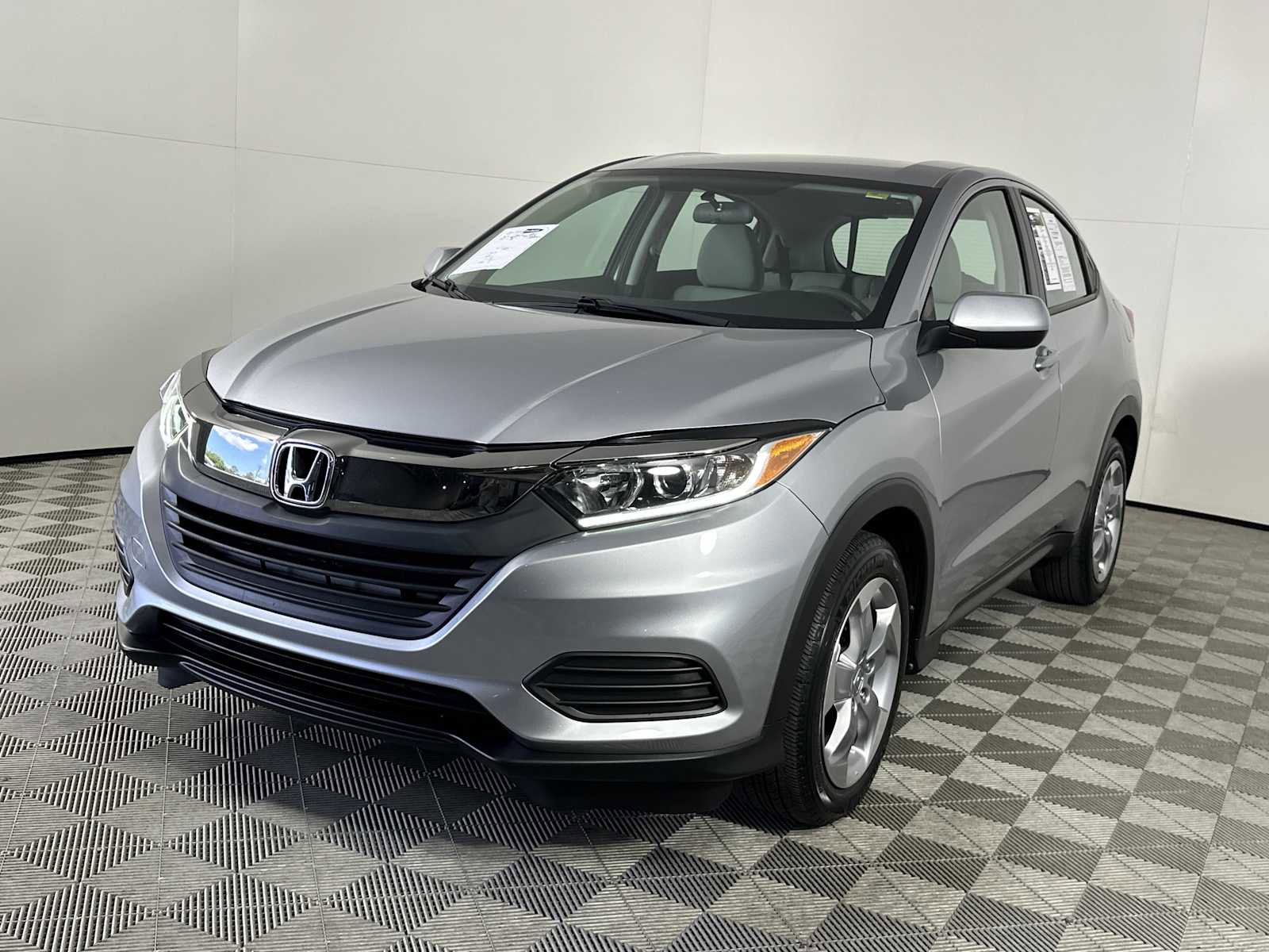 Used 2022 Honda HR-V LX image 4