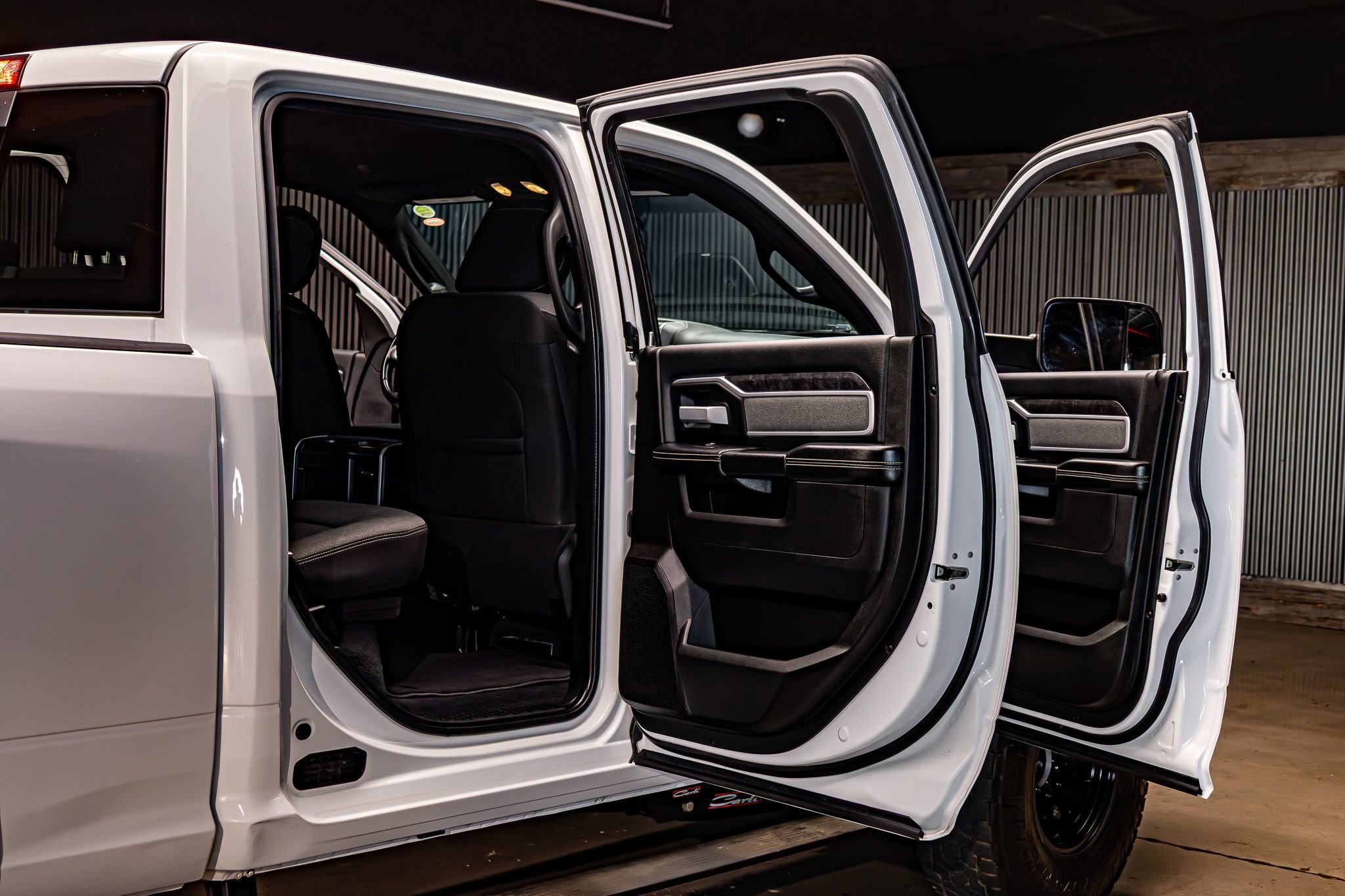 Used 2022 RAM 3500 Big Horn w/ Level C Equiment Group image 30