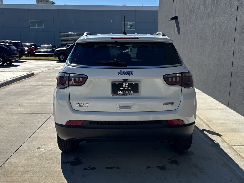 Used 2024 Jeep Compass Latitude image 20