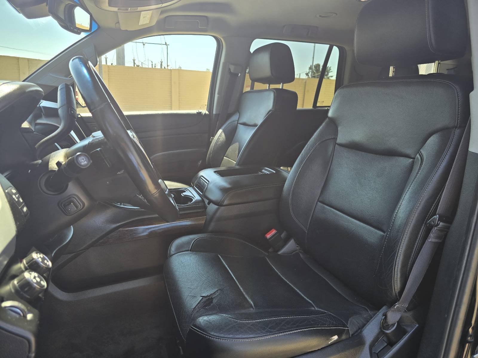 Used 2015 GMC Yukon SLT AWD/4WD image 8