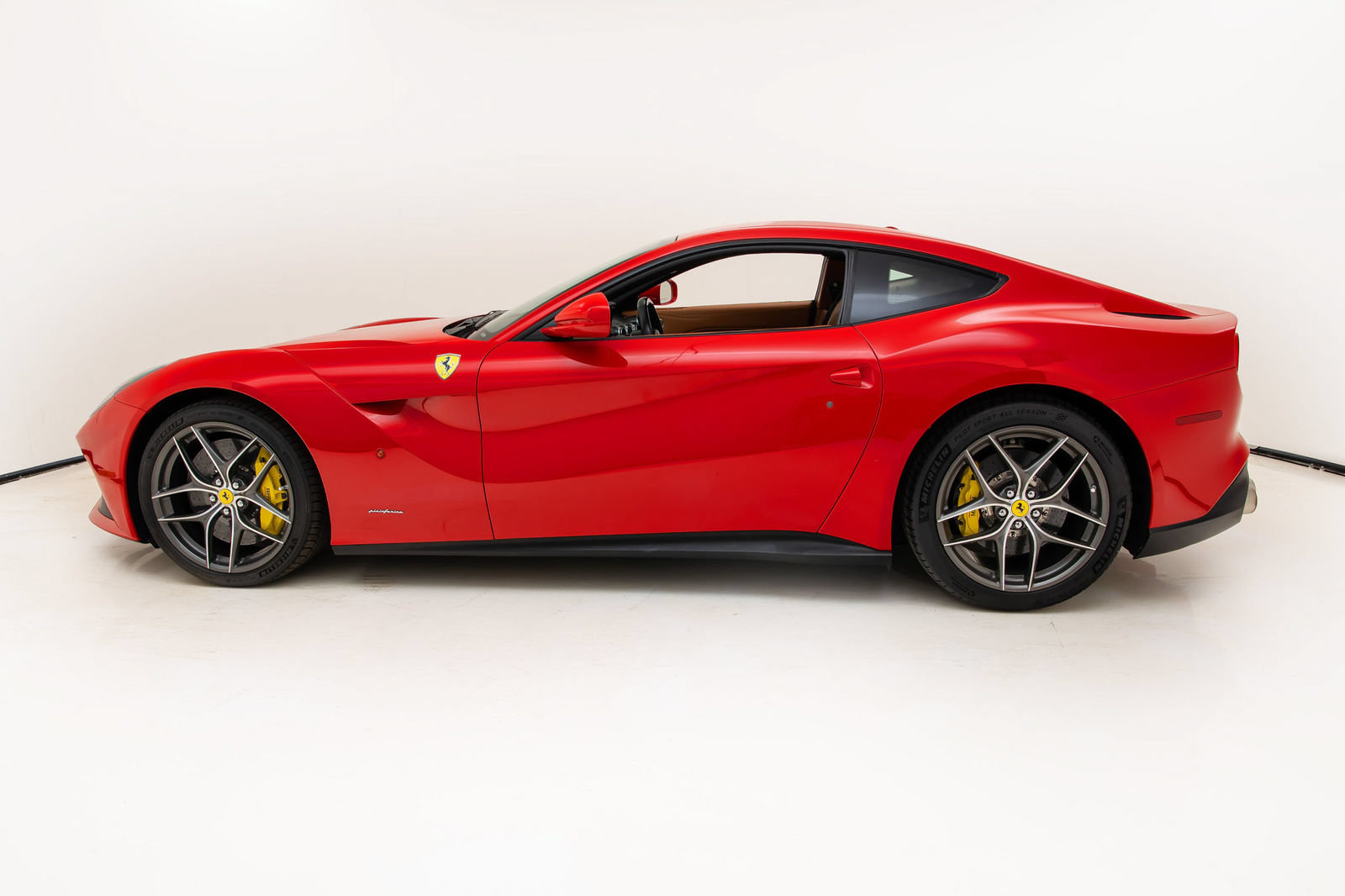 Certified 2015 Ferrari F12 Berlinetta RWD image 8