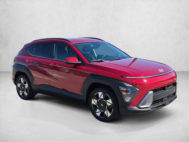 Used 2025 Hyundai Kona SEL FWD image 3