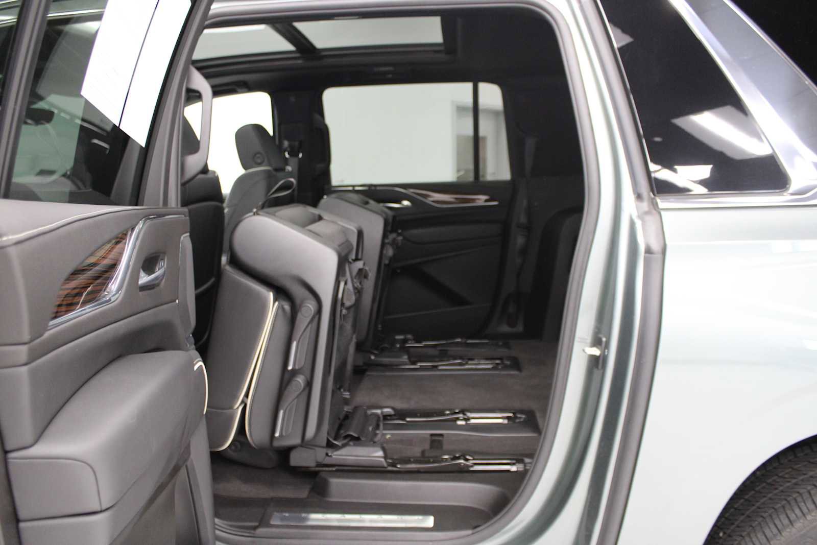 Certified 2024 Cadillac Escalade ESV Premium Luxury w/ LPO, Floor Liner Package image 52