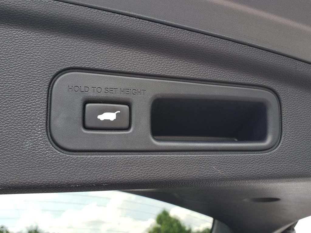 Certified 2023 Acura MDX SH-AWD w/ Advance Package image 9