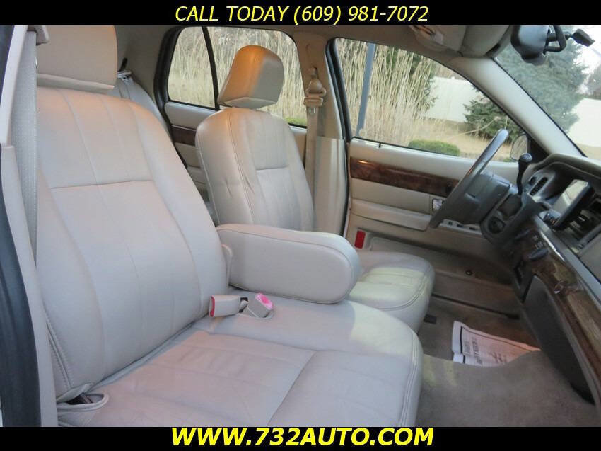 Used 2010 Mercury Grand Marquis LS image 7
