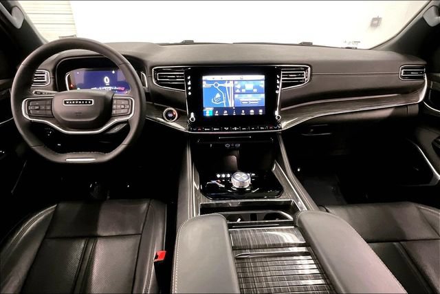Used 2022 Jeep Wagoneer Series II AWD/4WD image 18