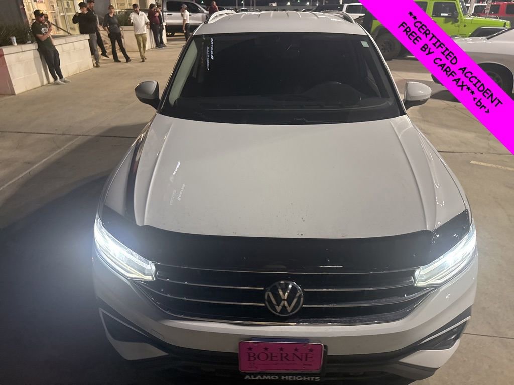 Used 2022 Volkswagen Tiguan SE image 6