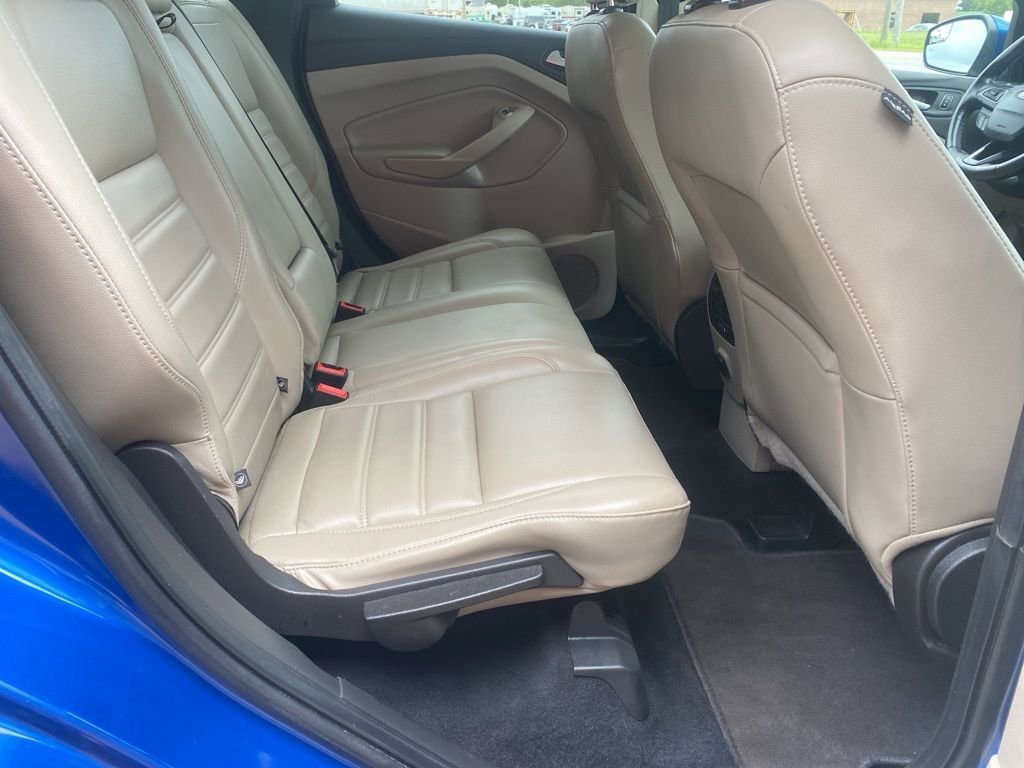 Used 2019 Ford Escape SEL image 12