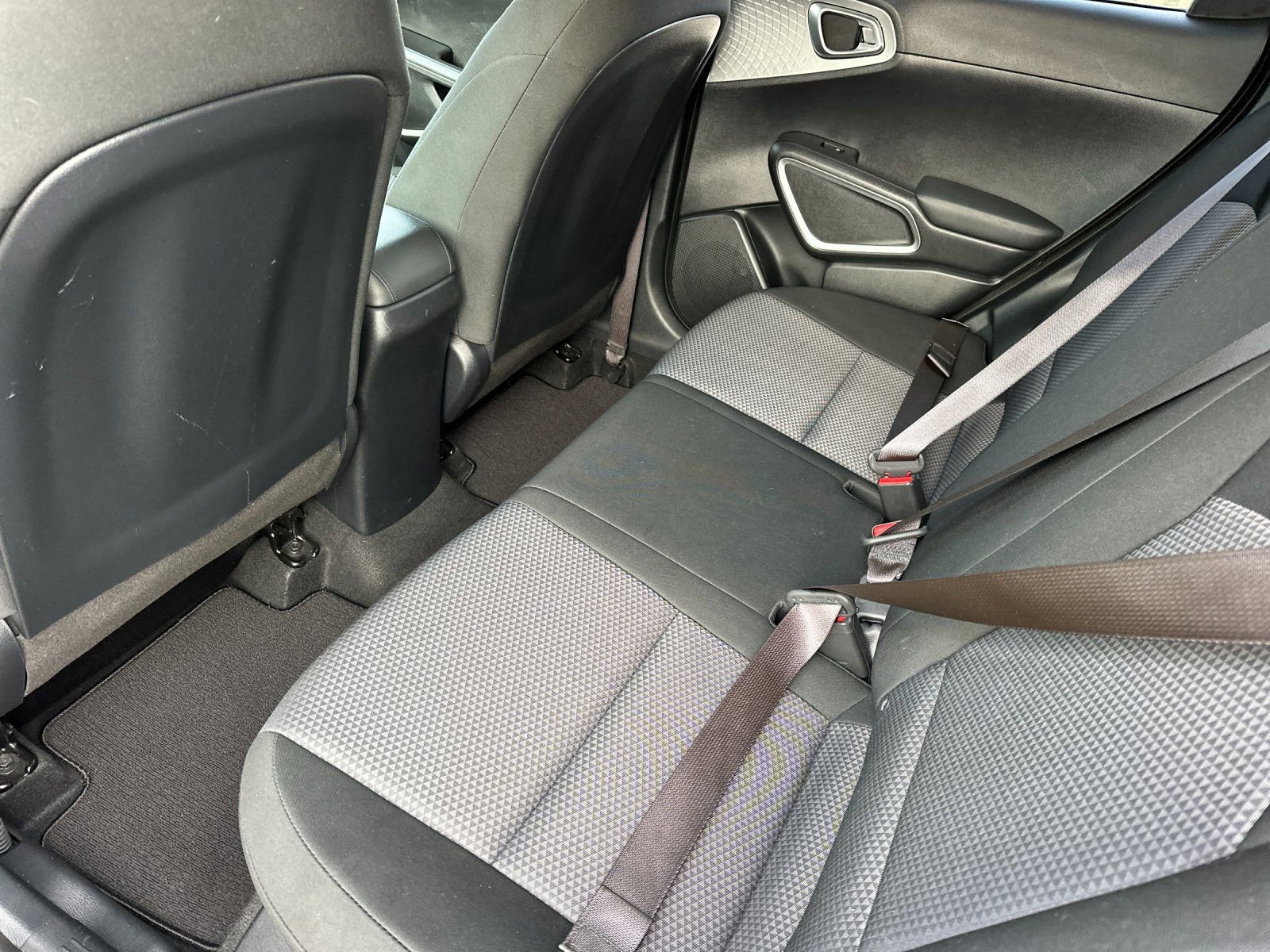 Used 2024 Kia Soul LX w/ Option Group 015 image 12