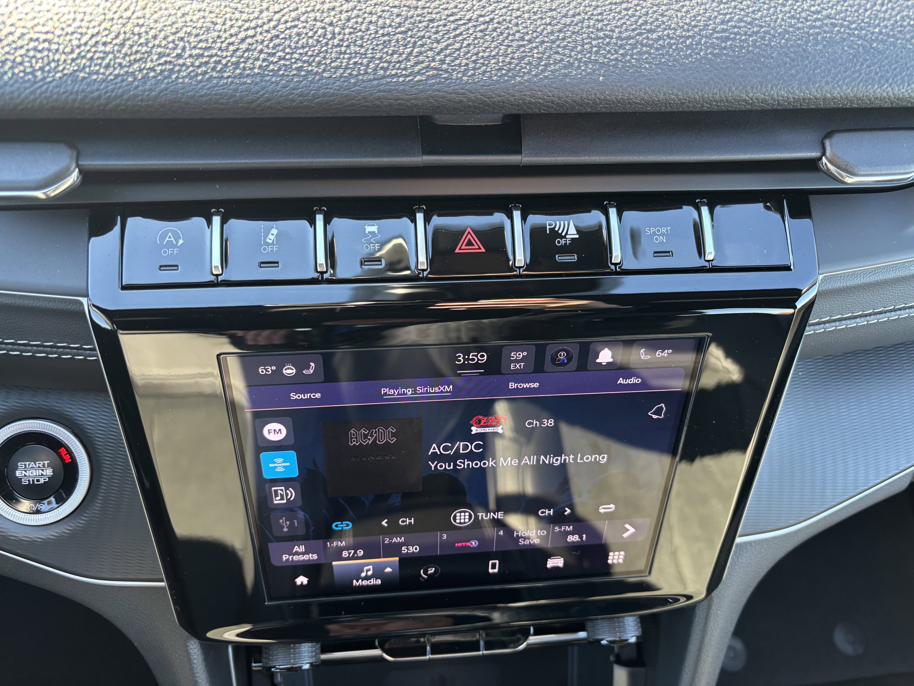 New 2025 Jeep Grand Cherokee Altitude AWD/4WD image 17