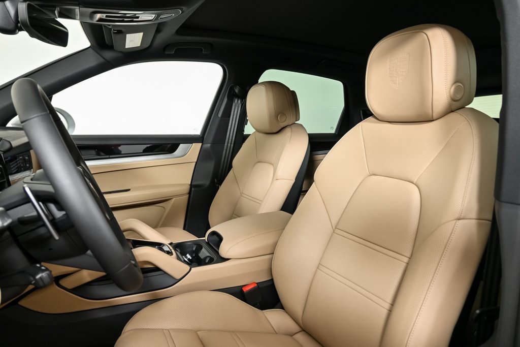 New 2026 Porsche Cayenne E-Hybrid image 5
