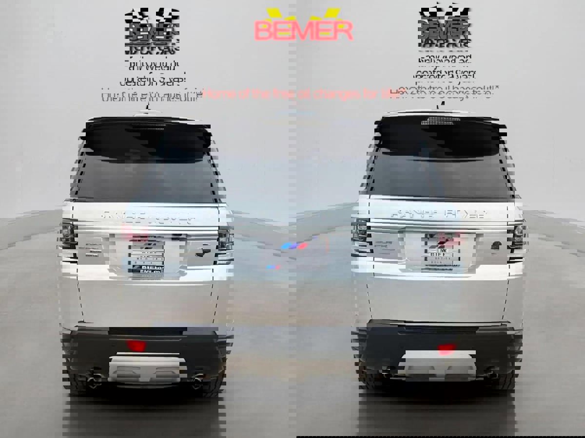 Used 2017 Land Rover Range Rover Sport image 4