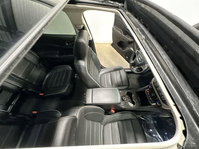 Used 2023 GMC Acadia Denali w/ Denali Ultimate Package image 6